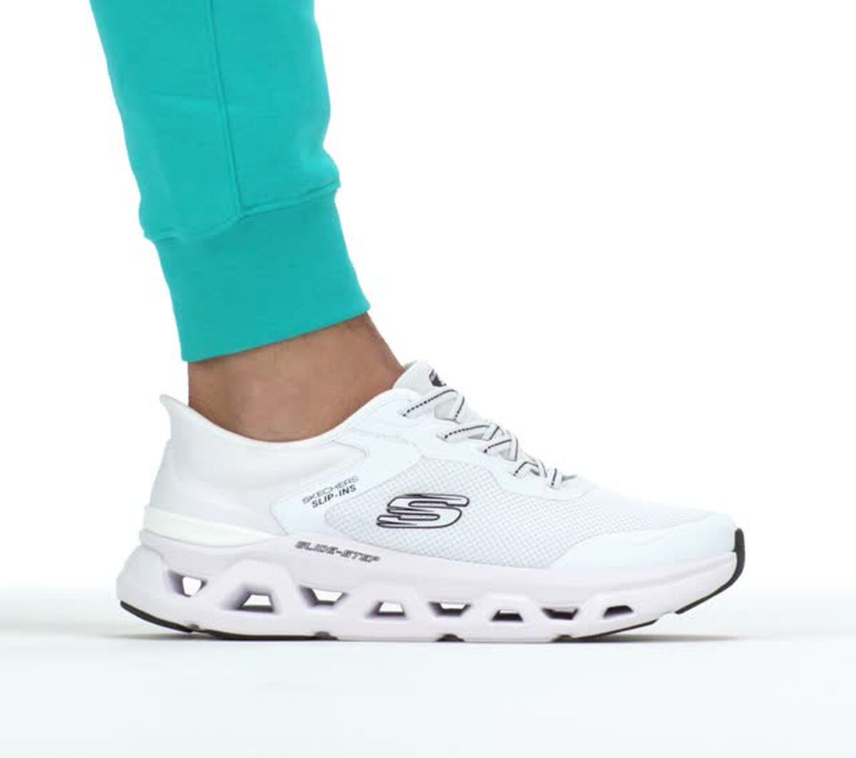 Skechers Slip-ins: Glide-Step Altus - Turn Out